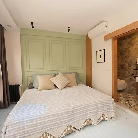 New & Old Town 4br Balat, Seaside * Istanbul